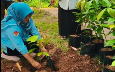 E-Newspaper MTsN 17 Jakarta Rayakan Hari Bumi 2025